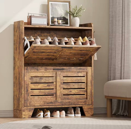 Space saving shoe shelf